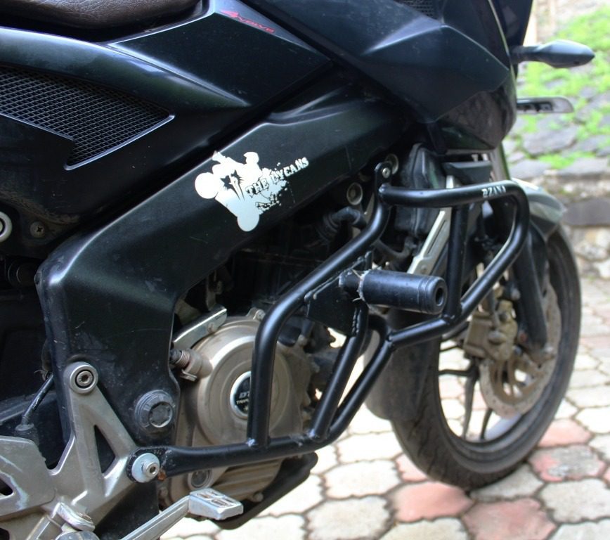 Pulsar 200 ns hot sale engine guard online